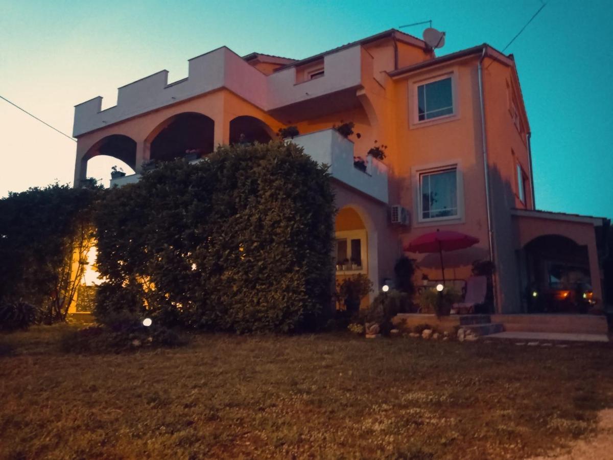 Apartmani Joja Biograd Na Moru Exterior photo