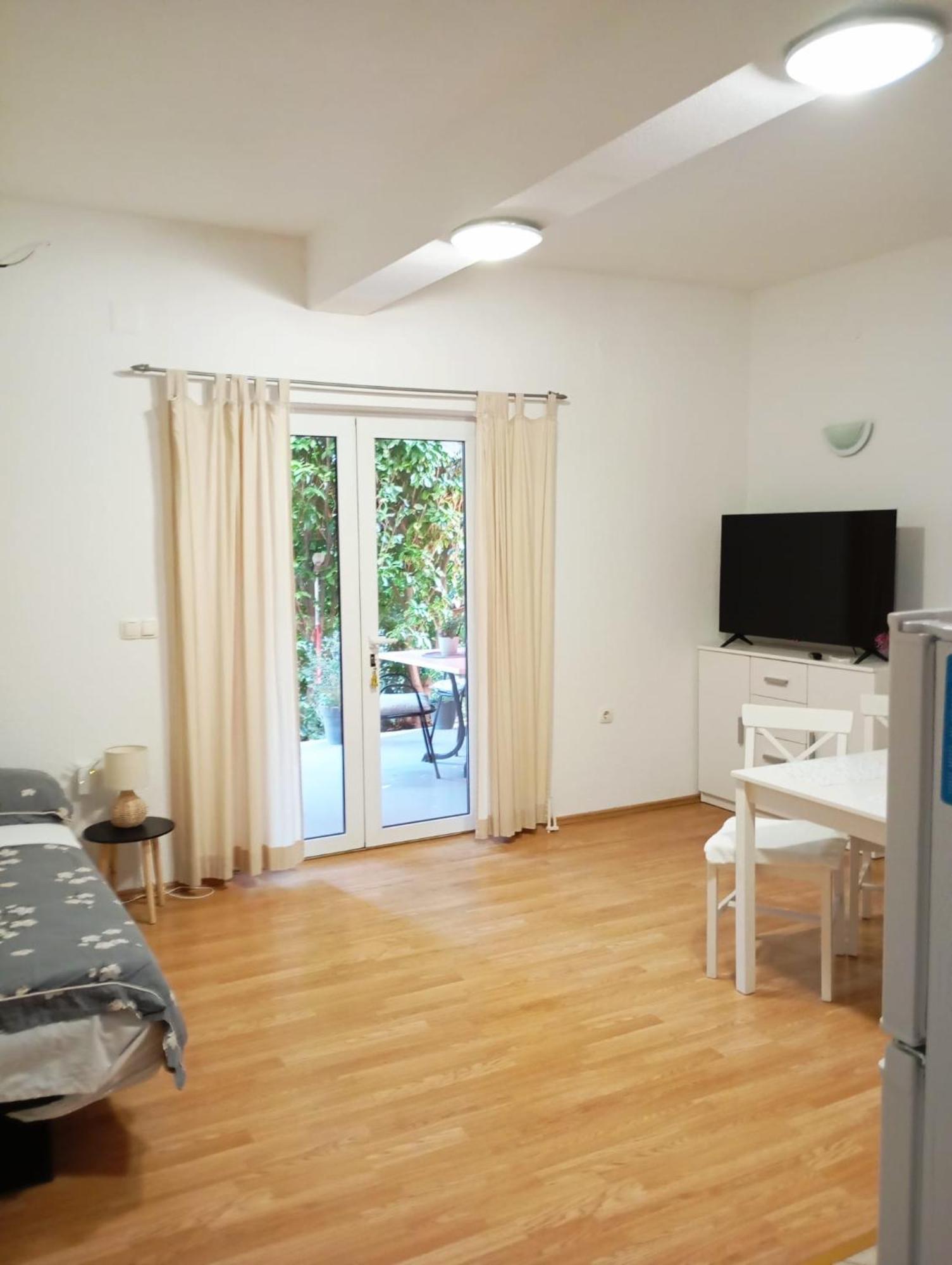 Apartmani Joja Biograd Na Moru Exterior photo