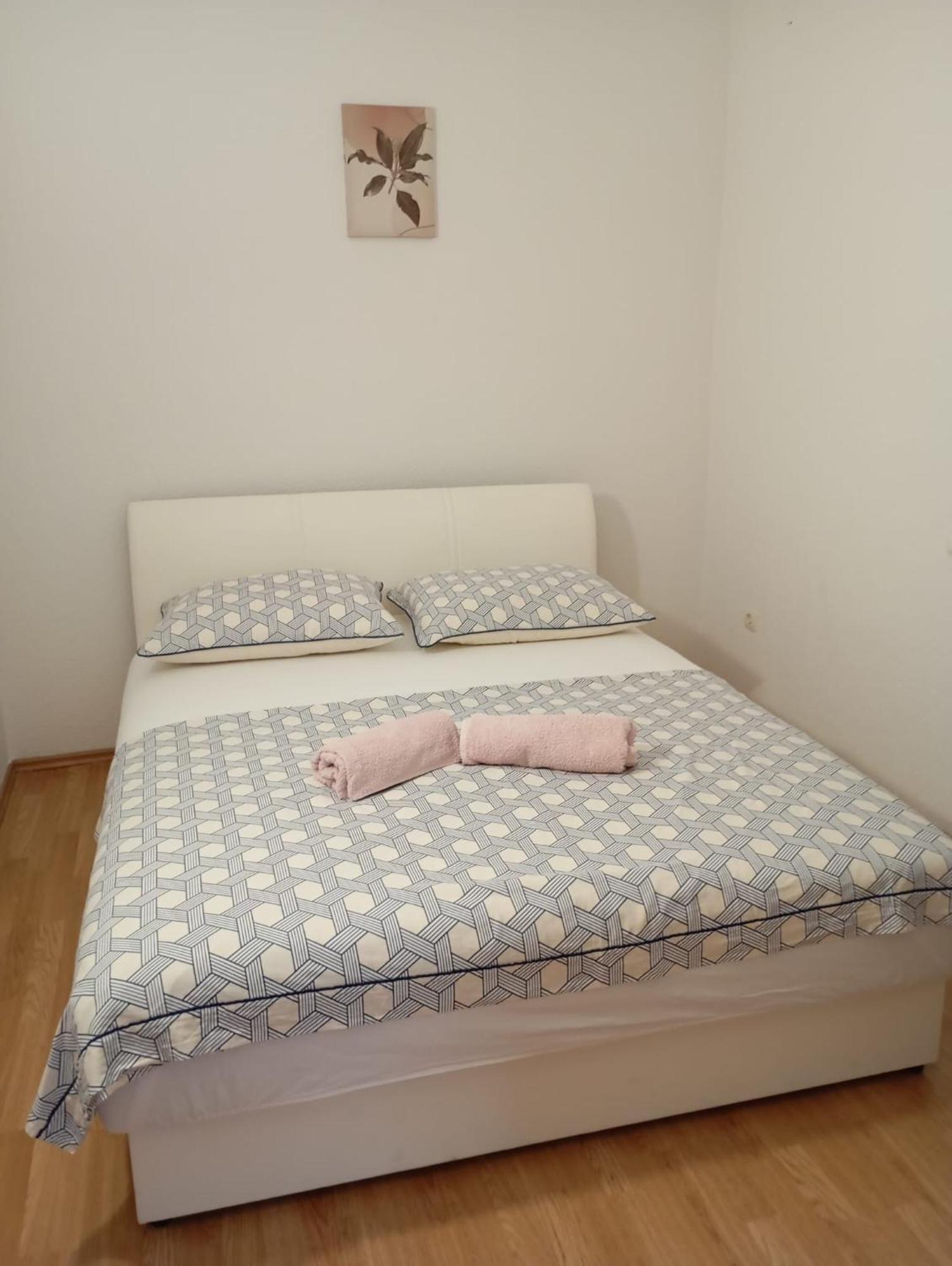 Apartmani Joja Biograd Na Moru Exterior photo